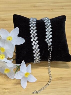 Silver Crystal Tennis Bracelet - Women's Sparkling Silver Bracelet